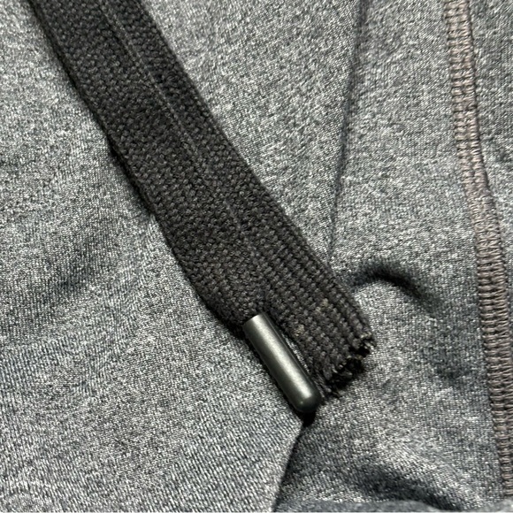 Lululemon Men’s Luon Side Pocket Shorts - Picture 6 of 6